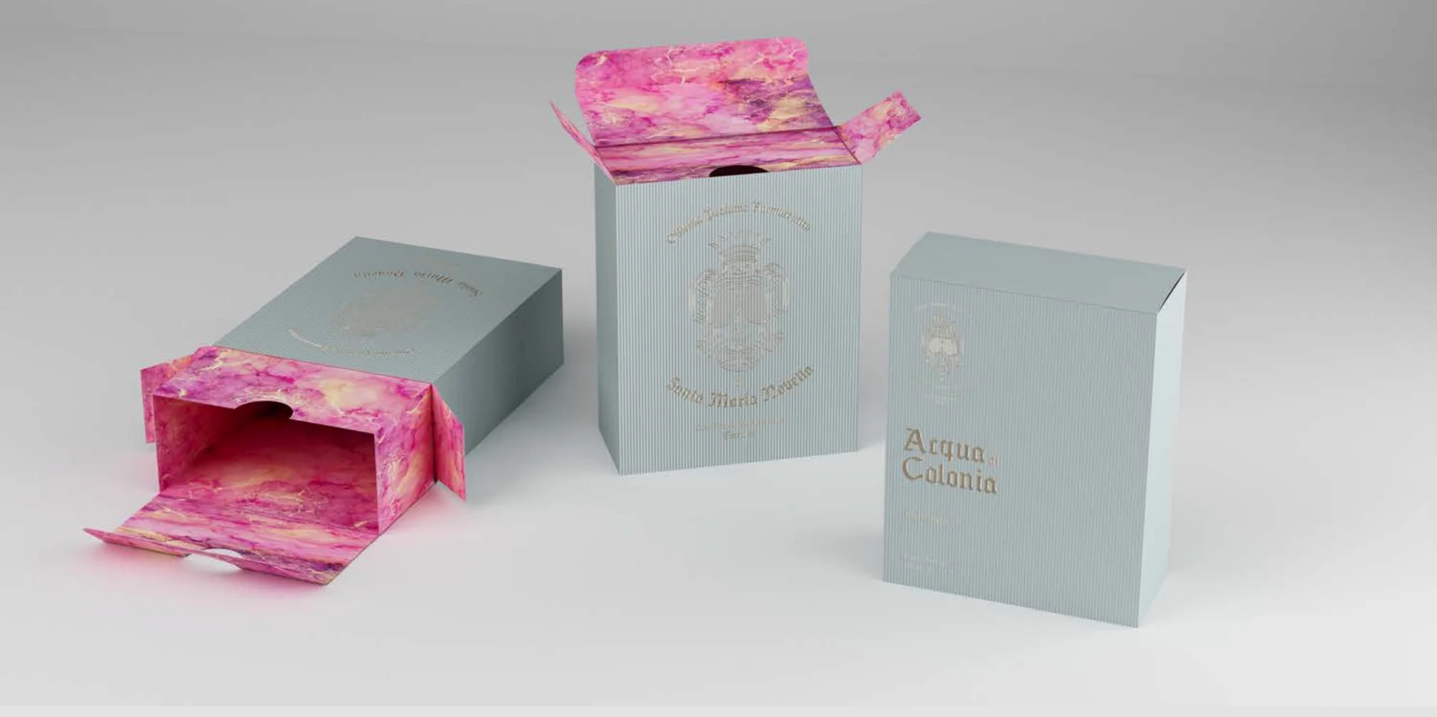 Render di scatole grigio chiaro di Acqua di Colonia aperte a rivelare l'interno marmorizzato rosa – Fragranze per la casa Santa Maria Novella, 2021 – graphic design, proposta